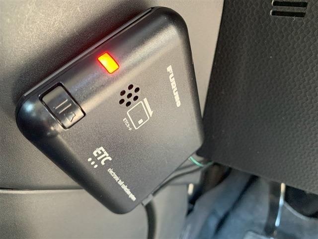 ルーミー Ｇ　社外７インチナビ　ＣＤ　ＤＶＤ　Ｂｌｕｅｔｏｏｔｈ　バックカメラ　ＥＴＣ　両側パワースライドドア　ＬＥＤヘッドライト　クリアランスソナー　ステアリングスイッチ　電動格納ミラー　フロアマット（23枚目）