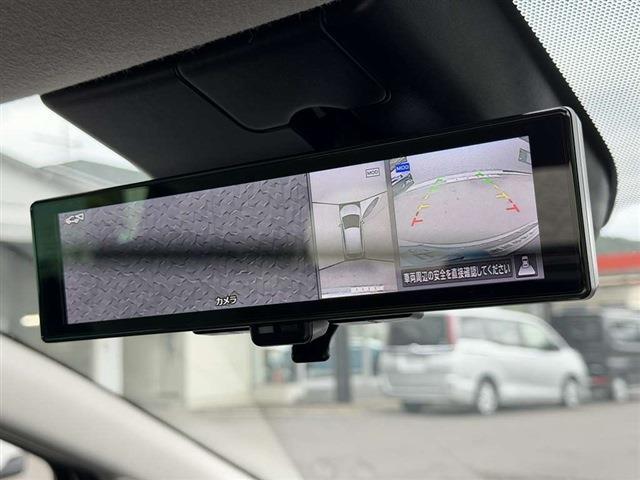 ノート Ｘ　純正９インチナビ　ＴＶ　Ｂｌｕｅｔｏｏｔｈ　ＣＤ　全周囲カメラ　ＥＴＣ　クリアランスソナー　ステアリングスイッチ　デジタルインナーミラー　電動格納ミラー　フロアマット　スマートキー　スペアキー（28枚目）