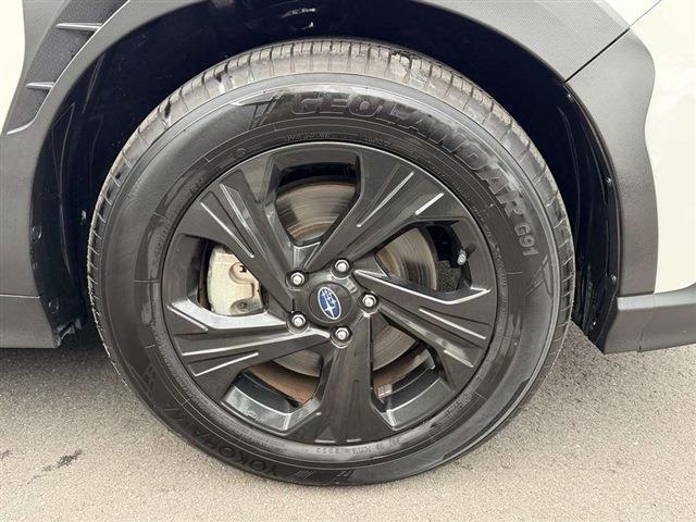 クロストレック ツーリング　社外９インチナビ・ＴＶ・ＣＤ・ＤＶＤ・Ｂｌｕｅｔｏｏｔｈ　バックカメラ　ＬＥＤヘッドライト　純正１７インチＡＷ　ＥＴＣ　クリアランスソナー　レーダークルーズコントロール　ブラインドスポットモニター（14枚目）