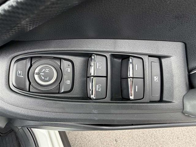 クロストレック ツーリング　社外９インチナビ・ＴＶ・ＣＤ・ＤＶＤ・Ｂｌｕｅｔｏｏｔｈ　バックカメラ　ＬＥＤヘッドライト　純正１７インチＡＷ　ＥＴＣ　クリアランスソナー　レーダークルーズコントロール　ブラインドスポットモニター（35枚目）