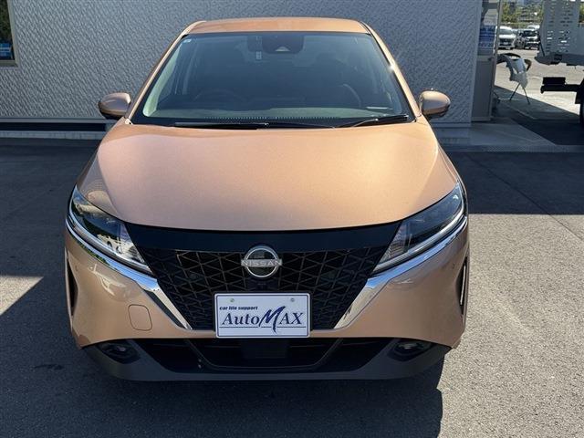 ノート Ｘ　純正９インチナビ　ＴＶ　Ｂｌｕｅｔｏｏｔｈ　ＣＤ　全周囲カメラ　ＥＴＣ　ＬＥＤヘッドライト　ＬＥＤフォグ　ブラインドスポットモニター　クリアランスソナー　ステアリングスイッチ　デジタルインナーミラー（5枚目）