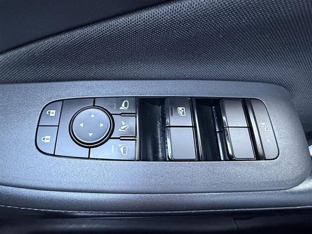 ノート Ｘ　純正９インチナビ　ＴＶ　Ｂｌｕｅｔｏｏｔｈ　ＣＤ　全周囲カメラ　ＥＴＣ　ＬＥＤヘッドライト　ＬＥＤフォグ　ブラインドスポットモニター　クリアランスソナー　ステアリングスイッチ　デジタルインナーミラー（34枚目）