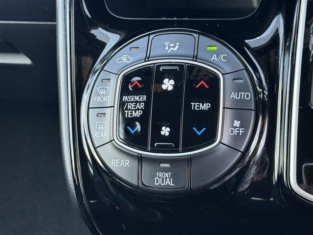 ノア Si ダブルバイビーII 純正7インチナビ Bluetooth バックカメラ 両側パワースライドドア LEDヘッドライト LEDフォグ クリアランスソナー ステアリングスイッチ クルーズコントロール フロアマット スマートキー(24枚目)