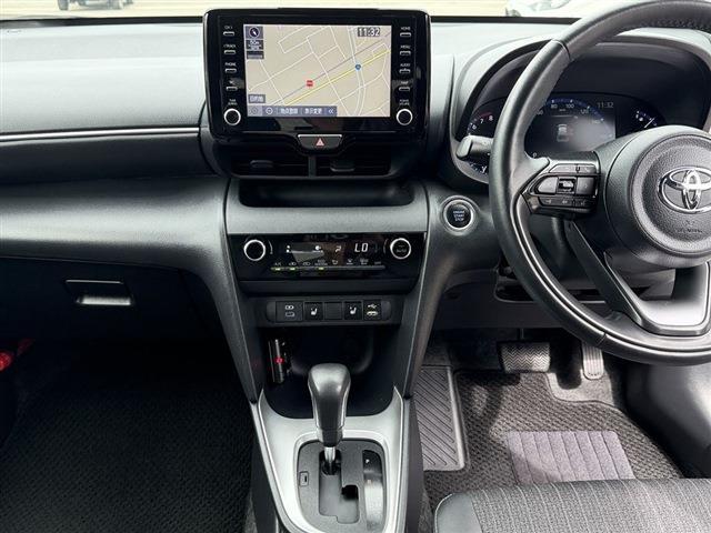 ヤリスクロス Z トヨタセーフティセンス ディスプレイオーディオナビ Bluetooth バックカメラ ETC LEDヘッドライト デイライト ハーフレザーシート パワーシート シートヒーター クリアランスソナー(21枚目)