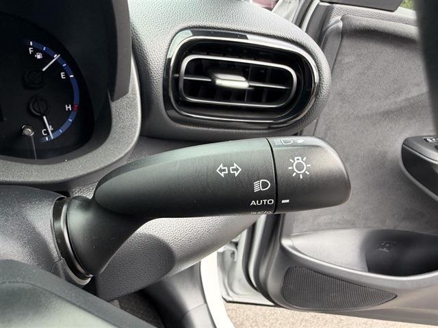 ヤリスクロス Z トヨタセーフティセンス ディスプレイオーディオナビ Bluetooth バックカメラ ETC LEDヘッドライト デイライト ハーフレザーシート パワーシート シートヒーター クリアランスソナー(36枚目)