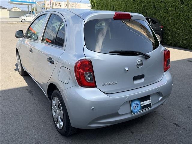 マーチ S 純正7インチナビ TV CD Bluetooth バックカメラ ETC フロアマット 電動格納ミラー キーレスキー スペアキー スペアタイヤ(10枚目)