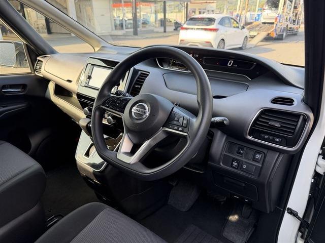 セレナ X 純正7インチナビ TV CD Bluetooth バックカメラ 左側パワースライドドア ETC ブラインドスポットモニター クリアランスソナー ステアリングスイッチ 電動格納ミラー スマートキー(18枚目)