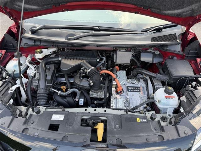 オーラ G 純正ディスプレイオーディオナビ TV Bluetooth 全周囲カメラ レザーシート LEDヘッドライト LEDフォグ 純正17インチAW クリアランスソナー ステアリングスイッチ フロアマット(2枚目)