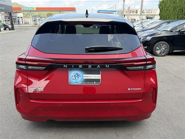 オーラ G 純正ディスプレイオーディオナビ TV Bluetooth 全周囲カメラ レザーシート LEDヘッドライト LEDフォグ 純正17インチAW クリアランスソナー ステアリングスイッチ フロアマット(9枚目)