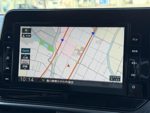 ノート Ｘ　純正９インチナビ　ＴＶ　Ｂｌｕｅｔｏｏｔｈ　ＣＤ　全周囲カメラ　ＥＴＣ　クリアランスソナー　ステアリングスイッチ　デジタルインナーミラー　電動格納ミラー　フロアマット　スマートキー　スペアキー（18枚目）