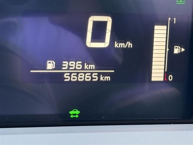 ノート Ｘ　純正９インチナビ　ＴＶ　Ｂｌｕｅｔｏｏｔｈ　ＣＤ　全周囲カメラ　ＥＴＣ　クリアランスソナー　ステアリングスイッチ　デジタルインナーミラー　電動格納ミラー　フロアマット　スマートキー　スペアキー（26枚目）