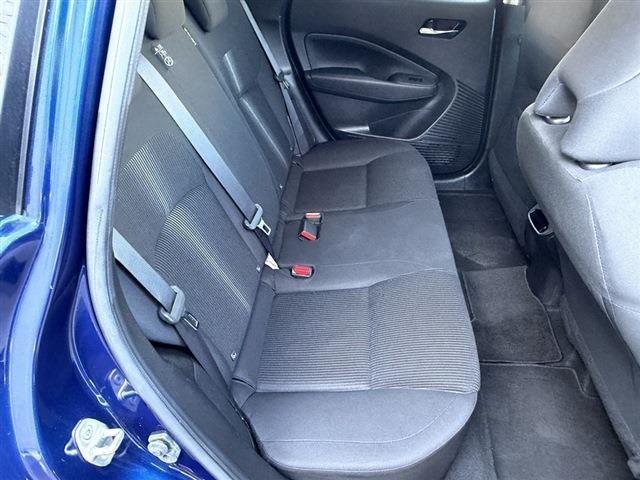 ノート Ｘ　純正９インチナビ　ＴＶ　Ｂｌｕｅｔｏｏｔｈ　ＣＤ　全周囲カメラ　ＥＴＣ　クリアランスソナー　ステアリングスイッチ　デジタルインナーミラー　電動格納ミラー　フロアマット　スマートキー　スペアキー（28枚目）