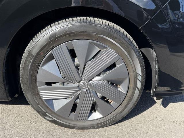 ノート Ｘ　純正９インチナビ　ＴＶ　Ｂｌｕｅｔｏｏｔｈ　ＣＤ　全周囲カメラ　ＥＴＣ　クリアランスソナー　ステアリングスイッチ　デジタルインナーミラー　フロアマット　スマートキー　スペアキー（14枚目）