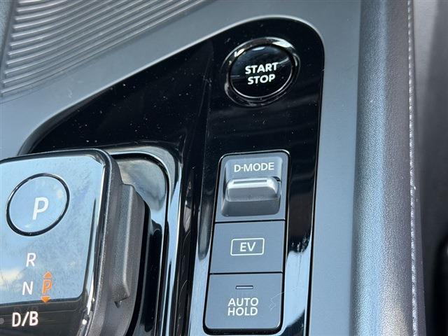 ノート Ｘ　純正９インチナビ　ＴＶ　Ｂｌｕｅｔｏｏｔｈ　ＣＤ　全周囲カメラ　ＥＴＣ　クリアランスソナー　ステアリングスイッチ　デジタルインナーミラー　フロアマット　スマートキー　スペアキー（26枚目）