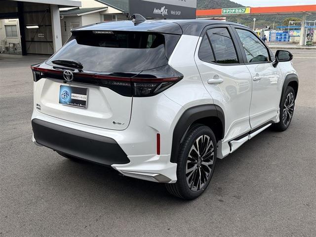 ヤリスクロス ハイブリッドZ トヨタセーフティセンス モデリスタエアロパーツ 全周囲カメラ デイライト ハーフレザー パワーシート 純正18インチAW クリアランスソナー レーダークルーズコントロール ブラインドスポットモニター(2枚目)