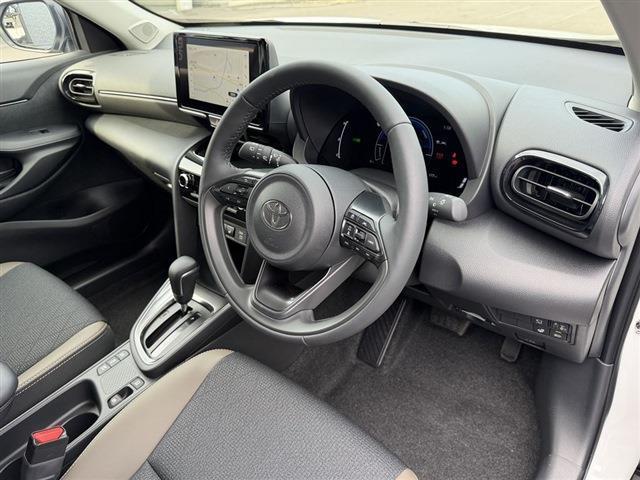 ヤリスクロス ハイブリッドZ トヨタセーフティセンス モデリスタエアロパーツ 全周囲カメラ デイライト ハーフレザー パワーシート 純正18インチAW クリアランスソナー レーダークルーズコントロール ブラインドスポットモニター(14枚目)