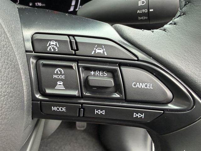 ヤリスクロス ハイブリッドZ トヨタセーフティセンス モデリスタエアロパーツ 全周囲カメラ デイライト ハーフレザー パワーシート 純正18インチAW クリアランスソナー レーダークルーズコントロール ブラインドスポットモニター(26枚目)