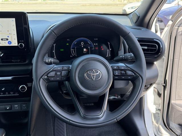 ヤリスクロス ハイブリッドZ ウルバーノ トヨタセーフティセンス 純正8インチディスプレイオーディオナビ TV Bluetooth 全周囲カメラ LEDヘッドライト LEDフォグ デイライト パワーシート シートヒーター ステアリングスイッチ(20枚目)