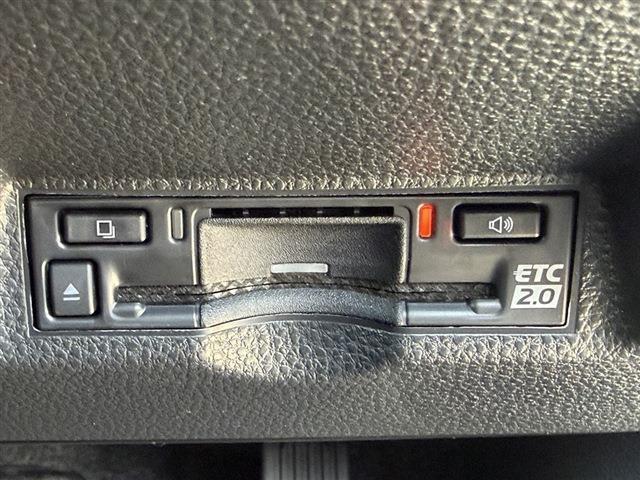 ヤリスクロス ハイブリッドZ ウルバーノ トヨタセーフティセンス 純正8インチディスプレイオーディオナビ TV Bluetooth 全周囲カメラ LEDヘッドライト LEDフォグ デイライト パワーシート シートヒーター ステアリングスイッチ(30枚目)