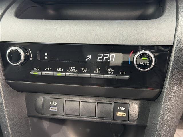 ヤリスクロス ハイブリッド　ＧＲスポーツ　トヨタセーフティセンス　ＧＲレッドキャリパー　純正８インチディスプレイオーディオナビ　Ｂｌｕｅｔｏｏｔｈ　全周囲カメラ　ＥＴＣ　ＬＥＤヘッドライト　ハーフレザーシート　クリアランスソナー（23枚目）