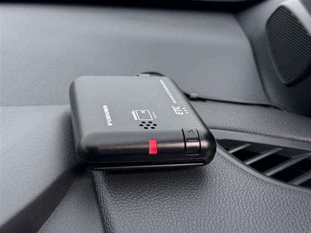 ヤリスクロス ハイブリッド　ＧＲスポーツ　トヨタセーフティセンス　ＧＲレッドキャリパー　純正８インチディスプレイオーディオナビ　Ｂｌｕｅｔｏｏｔｈ　全周囲カメラ　ＥＴＣ　ＬＥＤヘッドライト　ハーフレザーシート　クリアランスソナー（27枚目）