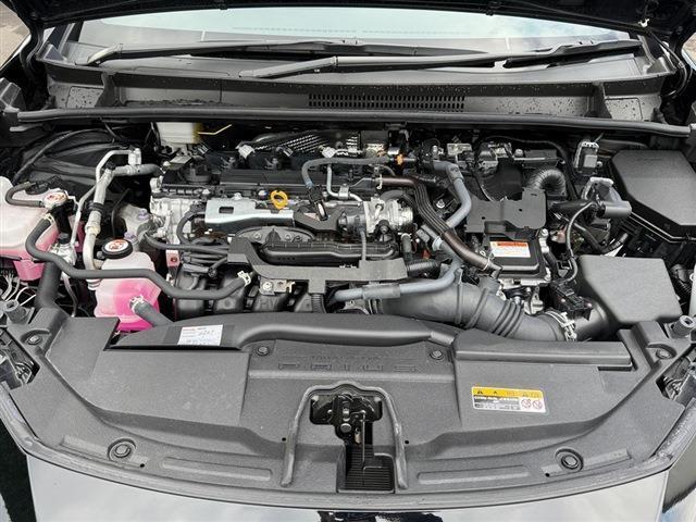 プリウス Ｚ　４ＷＤ　純正１２．３インチディスプレイオーディオナビ　Ｂｌｕｅｔｏｏｔｈ　全周囲カメラ　レザーシート　パワーシート　シートヒーター／エアコン　ＥＴＣ２．０　ドラレコ　置くだけ充電　パワーバックドア（2枚目）