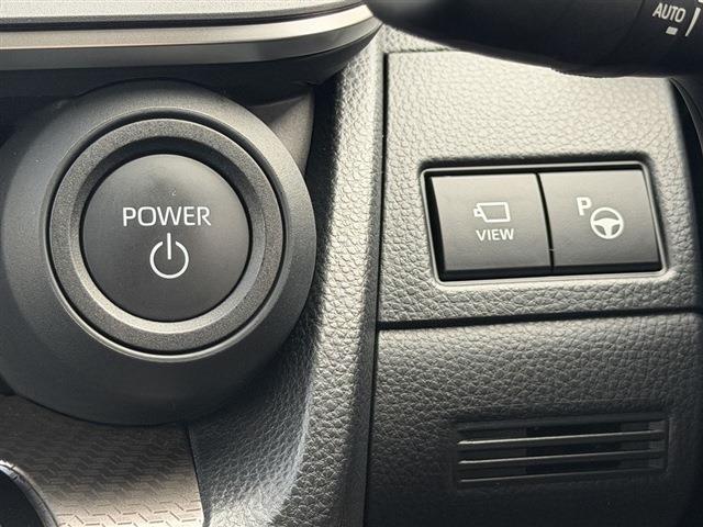 プリウス Ｚ　４ＷＤ　純正１２．３インチディスプレイオーディオナビ　Ｂｌｕｅｔｏｏｔｈ　全周囲カメラ　レザーシート　パワーシート　シートヒーター／エアコン　ＥＴＣ２．０　ドラレコ　置くだけ充電　パワーバックドア（23枚目）