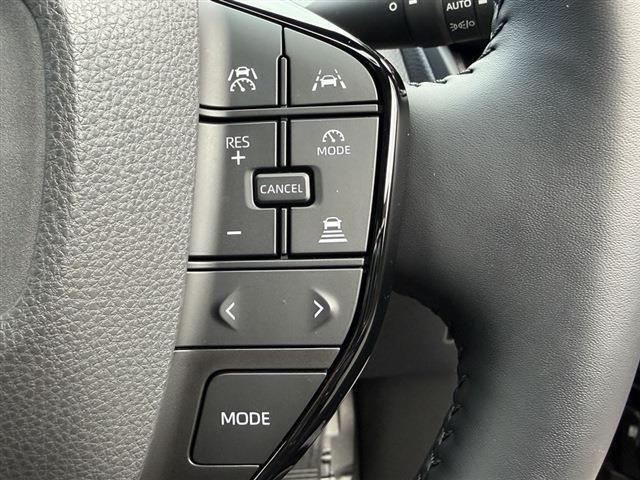 プリウス Ｚ　４ＷＤ　純正１２．３インチディスプレイオーディオナビ　Ｂｌｕｅｔｏｏｔｈ　全周囲カメラ　レザーシート　パワーシート　シートヒーター／エアコン　ＥＴＣ２．０　ドラレコ　置くだけ充電　パワーバックドア（27枚目）