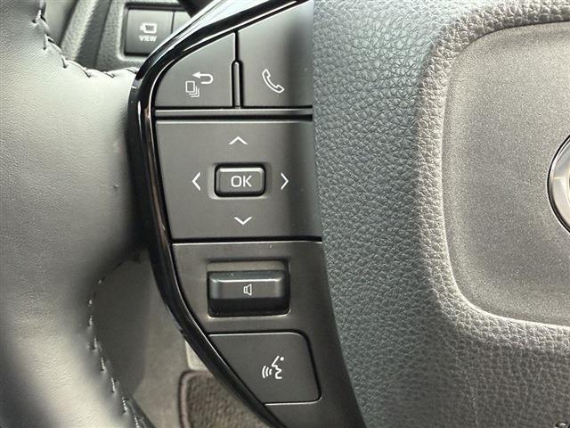 プリウス Ｚ　４ＷＤ　純正１２．３インチディスプレイオーディオナビ　Ｂｌｕｅｔｏｏｔｈ　全周囲カメラ　レザーシート　パワーシート　シートヒーター／エアコン　ＥＴＣ２．０　ドラレコ　置くだけ充電　パワーバックドア（44枚目）
