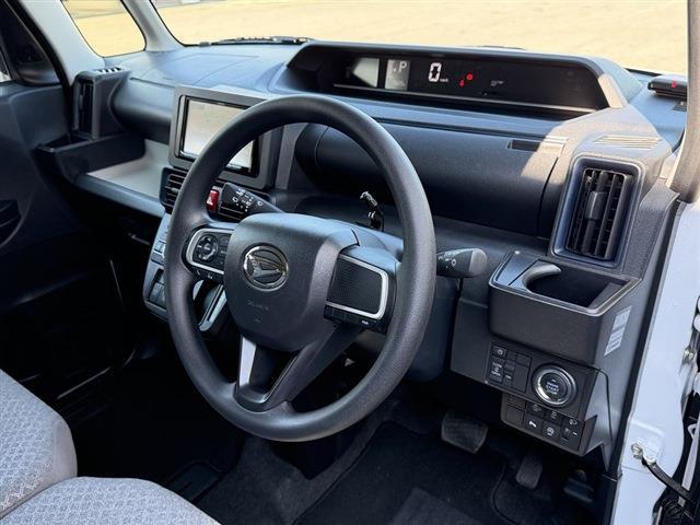 ルーミー カスタムG 純正9インチディスプレイオーディオ TV Bluetooth 全周囲カメラ 両側パワースライドドア LEDヘッドライト/フォグ クリアランスソナー レーダークルーズコントロール 純正14インチAW(42枚目)