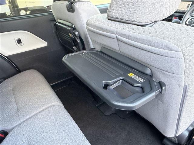 ルーミー カスタムG 純正9インチディスプレイオーディオ TV Bluetooth 全周囲カメラ 両側パワースライドドア LEDヘッドライト/フォグ クリアランスソナー レーダークルーズコントロール 純正14インチAW(43枚目)