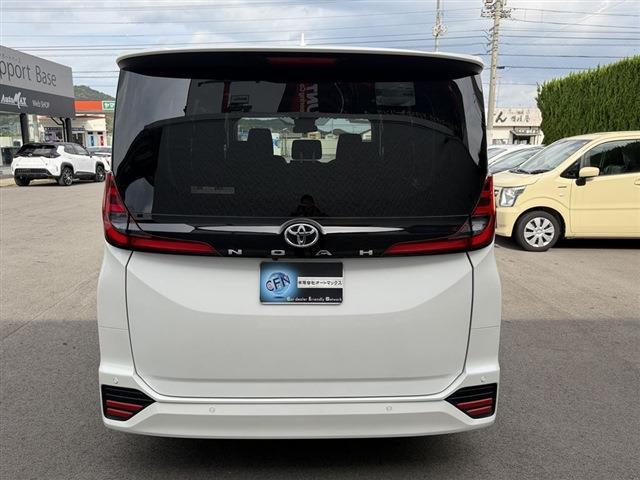 ノア S-G 8人乗り 純正9インチ Bluetooth バックカメラ LEDヘッドライト LEDフォグ 左側パワースライドドア クリアランスソナー レーダークルーズコントロール 電動格納ミラー フロアマット(8枚目)