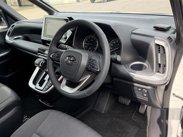 ノア S-G 8人乗り 純正9インチ Bluetooth バックカメラ LEDヘッドライト LEDフォグ 左側パワースライドドア クリアランスソナー レーダークルーズコントロール 電動格納ミラー フロアマット(14枚目)