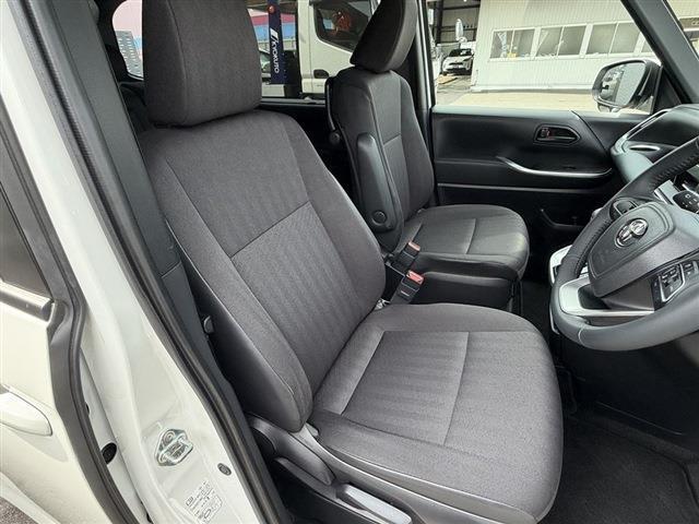 ノア S-G 8人乗り 純正9インチ Bluetooth バックカメラ LEDヘッドライト LEDフォグ 左側パワースライドドア クリアランスソナー レーダークルーズコントロール 電動格納ミラー フロアマット(16枚目)