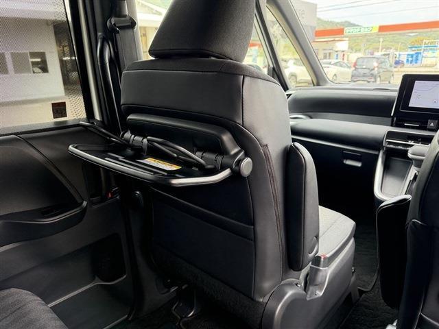 ノア S-G 8人乗り 純正9インチ Bluetooth バックカメラ LEDヘッドライト LEDフォグ 左側パワースライドドア クリアランスソナー レーダークルーズコントロール 電動格納ミラー フロアマット(19枚目)