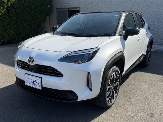 ヤリスクロス ハイブリッドZ トヨタセーフティセンス 純正8インチディスプレイオーディオナビ・TV・Bluetooth 全周囲カメラ ETC2.0 ハーフレザー パワーシート レーダークルーズコントロール ブラインドスポットモニタ(4枚目)