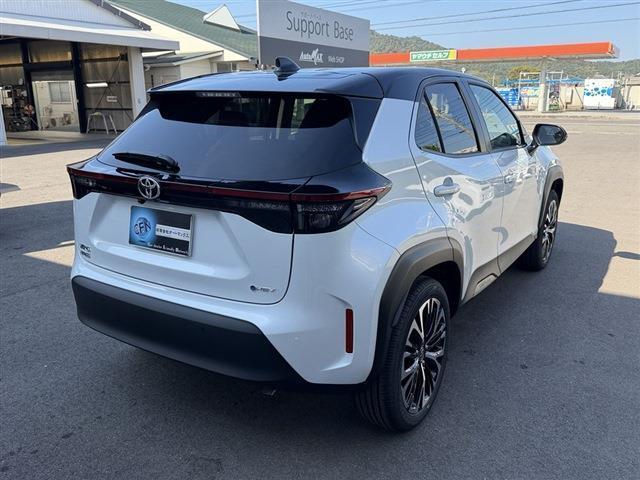 ヤリスクロス ハイブリッドZ トヨタセーフティセンス 純正8インチディスプレイオーディオナビ・TV・Bluetooth 全周囲カメラ ETC2.0 ハーフレザー パワーシート レーダークルーズコントロール ブラインドスポットモニタ(8枚目)