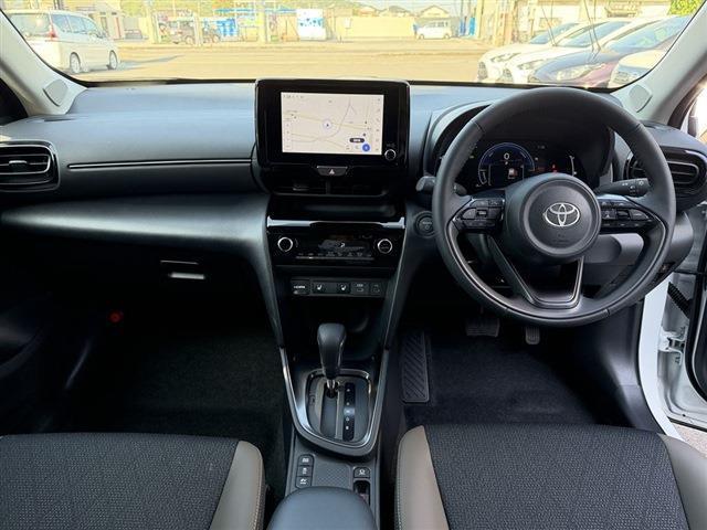 ヤリスクロス ハイブリッドZ トヨタセーフティセンス 純正8インチディスプレイオーディオナビ・TV・Bluetooth 全周囲カメラ ETC2.0 ハーフレザー パワーシート レーダークルーズコントロール ブラインドスポットモニタ(19枚目)