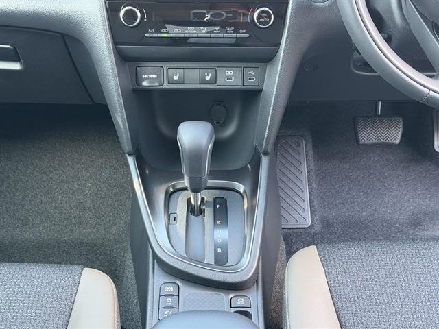 ヤリスクロス ハイブリッドZ トヨタセーフティセンス 純正8インチディスプレイオーディオナビ・TV・Bluetooth 全周囲カメラ ETC2.0 ハーフレザー パワーシート レーダークルーズコントロール ブラインドスポットモニタ(22枚目)