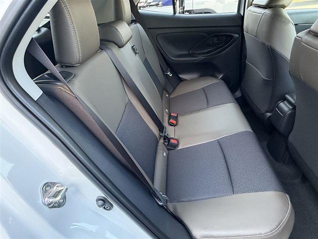 ヤリスクロス ハイブリッドZ トヨタセーフティセンス 純正8インチディスプレイオーディオナビ・TV・Bluetooth 全周囲カメラ ETC2.0 ハーフレザー パワーシート レーダークルーズコントロール ブラインドスポットモニタ(34枚目)