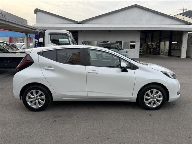 アクア Z 純正ディスプレイオーディオナビ・Bluetooth バックカメラ ドラレコ ETC LEDヘッドライト LEDフォグ 純正15インチAW クリアランスソナー レーダークルーズコントロール スマートキー(7枚目)