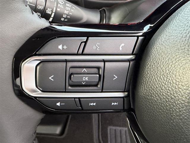 スペーシアギア ハイブリッドＸＺ　両側パワースライドドア　ステアリングヒーター　ルーフレール　プッシュスタートスマートキー　衝突被害軽減システム　アイドリングストップ　シートヒーター　クリアランスソナー　クルーズコントロール（40枚目）