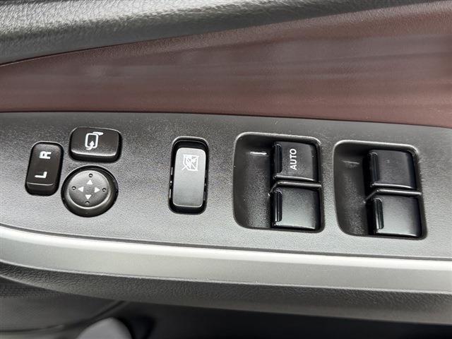 ソリオバンディット ハイブリッドMV 社外ナビ CD DVD Bluetooth バックカメラ 両側パワースライドドア LEDヘッドライト LEDフォグ ETC ドラレコ シートヒーター クリアランスソナー ステアリングスイッチ(41枚目)