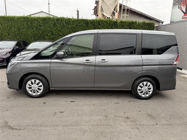 セレナ S 社外7インチナビ CD DVD Bluetooth 全周囲カメラ 左側パワースライドドア ETC クリアランスソナー ステアリングスイッチ クルーズコントロール 電動格納ミラー スマートキー(3枚目)