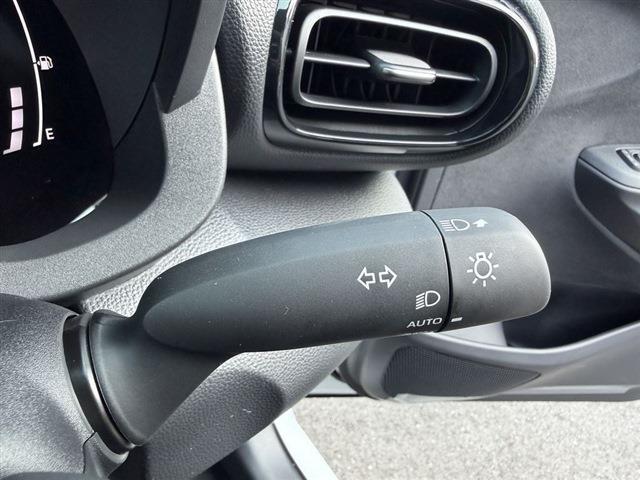 ヤリスクロス ハイブリッドZ トヨタセーフティセンス 全周囲カメラ LEDヘッドライト デイライト シートヒーター パワーシート クリアランスソナー レーダークルーズコントロール ステアリングスイッチ(37枚目)