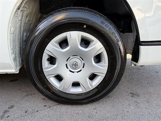 ハイエースワゴン グランドキャビン 4WD 社外7インチナビ・Bluetooth バックカメラ 左パワースライドドア クリアランスソナー ドラレコ ステアリングスイッチ 電動格納ミラー スマートキー スペアタイヤ(13枚目)