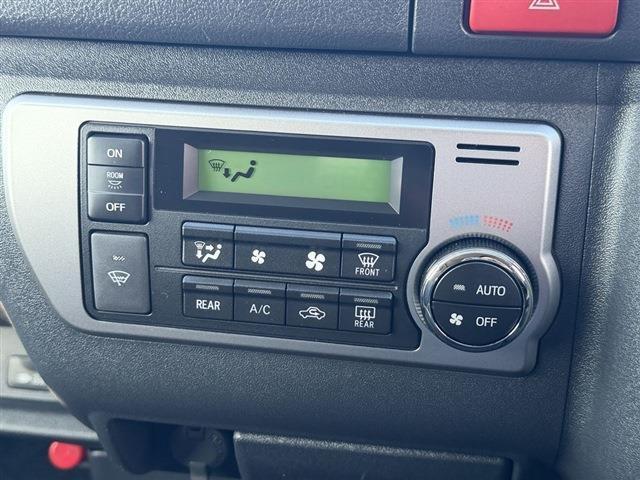 ハイエースワゴン グランドキャビン 4WD 社外7インチナビ・Bluetooth バックカメラ 左パワースライドドア クリアランスソナー ドラレコ ステアリングスイッチ 電動格納ミラー スマートキー スペアタイヤ(25枚目)