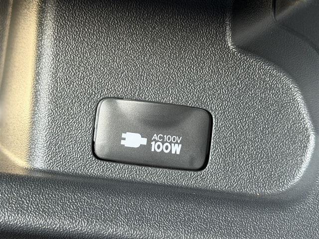 ハイエースワゴン グランドキャビン 4WD 社外7インチナビ・Bluetooth バックカメラ 左パワースライドドア クリアランスソナー ドラレコ ステアリングスイッチ 電動格納ミラー スマートキー スペアタイヤ(26枚目)