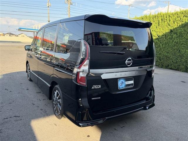 セレナ ハイウェイスターＶ　純正７インチナビ　ＴＶ　ＣＤ　Ｂｌｕｅｔｏｏｔｈ　全周囲カメラ　両側パワースライドドア　ＬＥＤヘッドライト　ＬＥＤフォグ　ＥＴＣ　純正１６インチＡＷ　クリアランスソナー　ステアリングスイッチ（10枚目）