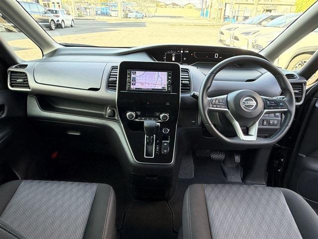 セレナ ハイウェイスターＶ　純正７インチナビ　ＴＶ　ＣＤ　Ｂｌｕｅｔｏｏｔｈ　全周囲カメラ　両側パワースライドドア　ＬＥＤヘッドライト　ＬＥＤフォグ　ＥＴＣ　純正１６インチＡＷ　クリアランスソナー　ステアリングスイッチ（19枚目）